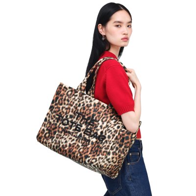 THE LARGE TOTE BAG IN LEOPARD PUFFY NYLON